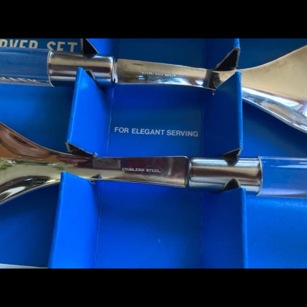 Fronteir forge vintage stainless steel and lucite salad server set - Picture 7 of 10